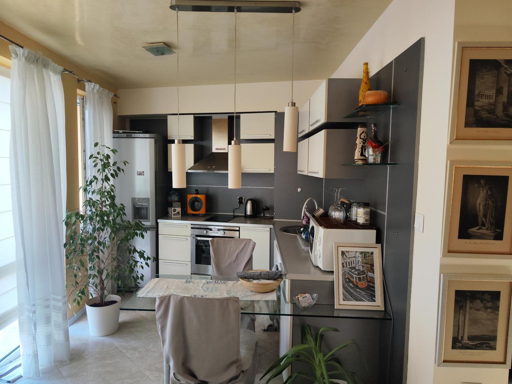 Art Apartment Kiril And Metodi Square Burgas Esterno foto
