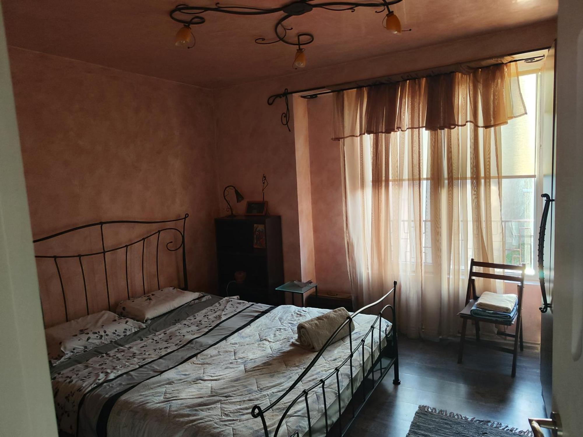 Art Apartment Kiril And Metodi Square Burgas Esterno foto